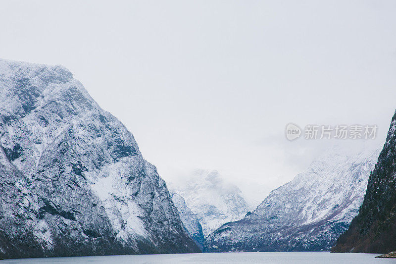 挪威冬季的n øyfjord